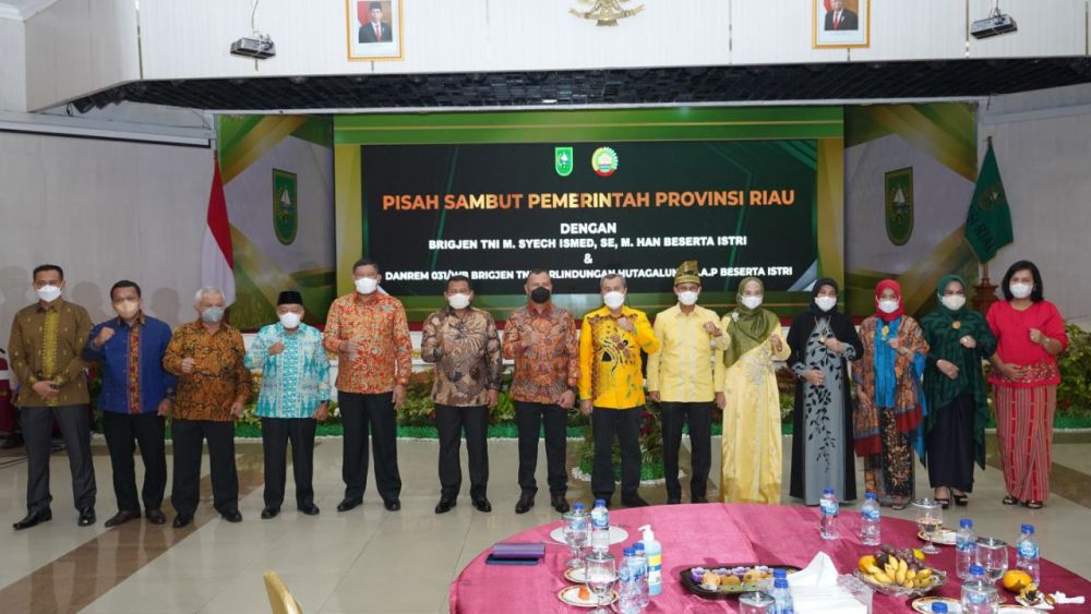 Pisah Sambut Danrem 031/WB yang Ditaja Pemprov Riau Penuh Keakraban