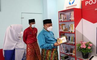 Tingkatkan Kualitas Ilmu Pengetahuan, Bupati Kampar Resmikan Pojok Baca Digital