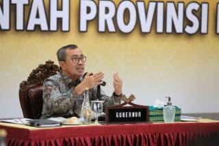 Gubernur Riau Bakal Terima Penghargaan Inisiator Olahraga dari PWI Pusat