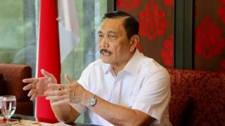 Luhut Minta Lansia yang Belum di Vaksin Jangan Keluar Rumah Sebulan Kedepan