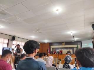 Nota Keberatan Dekan FISIP UNRI Nonaktif Syafri Harto Ditolak Hakim PN Pekanbaru