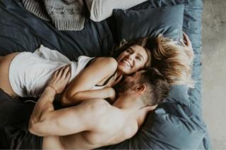 8 Manfaat Seks Pagi Hari, Bisa Bikin Awet Muda