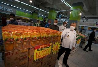 Pemprov Riau Cek Ketersediaan Minyak Goreng