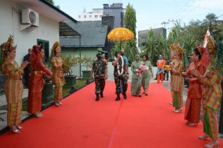 Resmi Jabat Danrem 031/WB, Kol Inf Perlindungan Minta Dukungan Masyarakat Riau