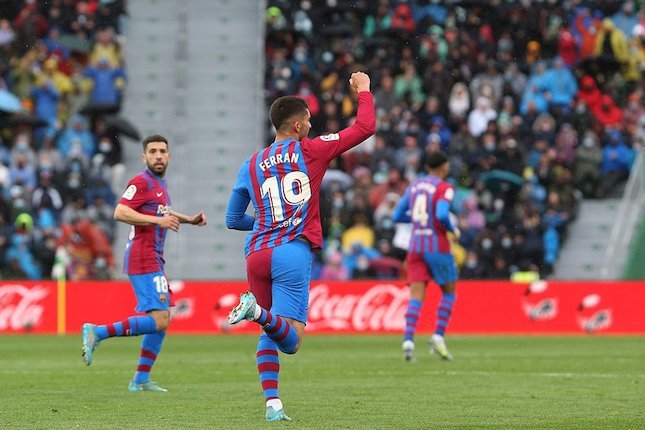 La Liga: Kalahkan Elche, Barcelona Belum Terbendung