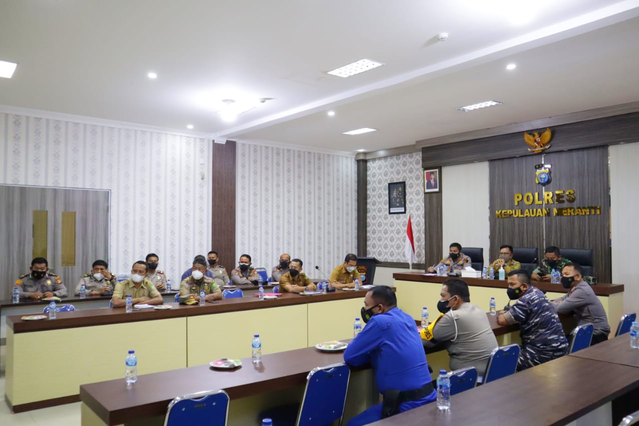 Forkopimda Meranti Rapat Anev Penanganan Covid-19 dan Vaksinasi Bersama Kapolda