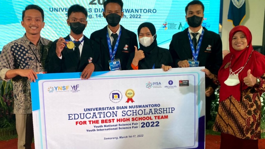 Diikuti 22 Negara, Tim Riset MAN 1 Kuansing Raih Medali Emas Kompetisi Sains International