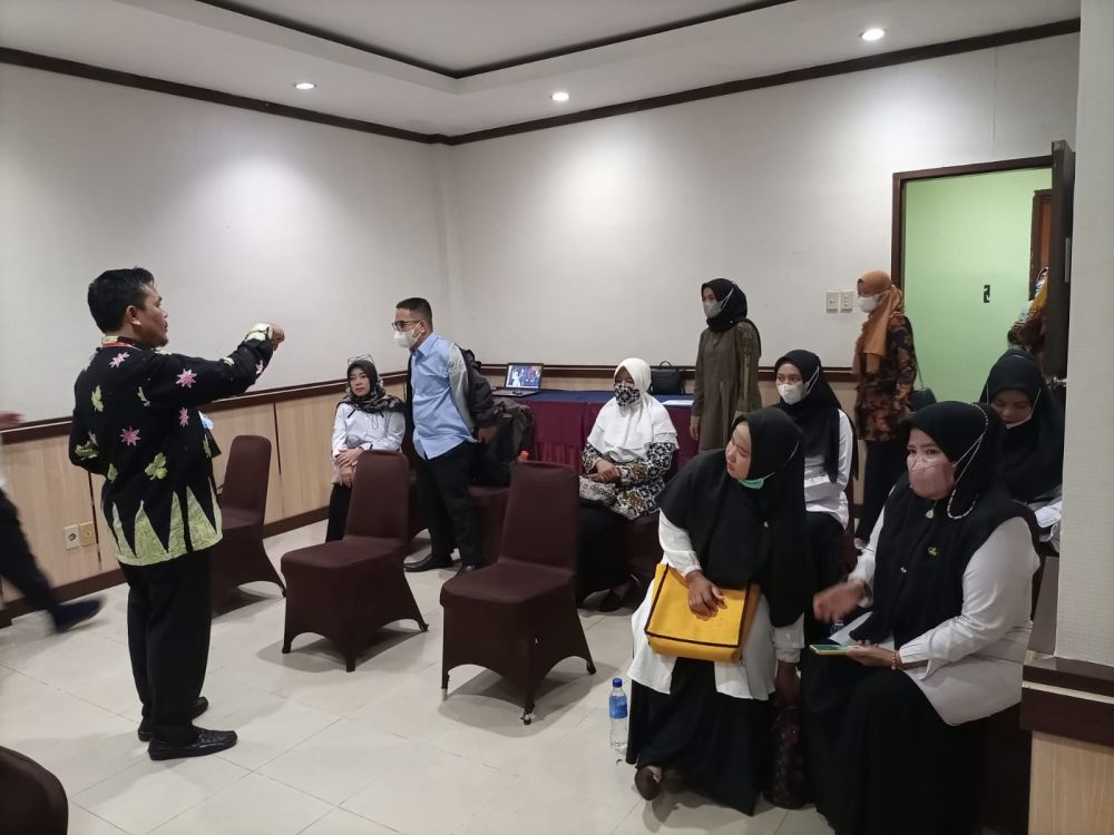 Asesor Perpusnas RI Lakukan Akreditasi 6 Perpustakaan di Kampar