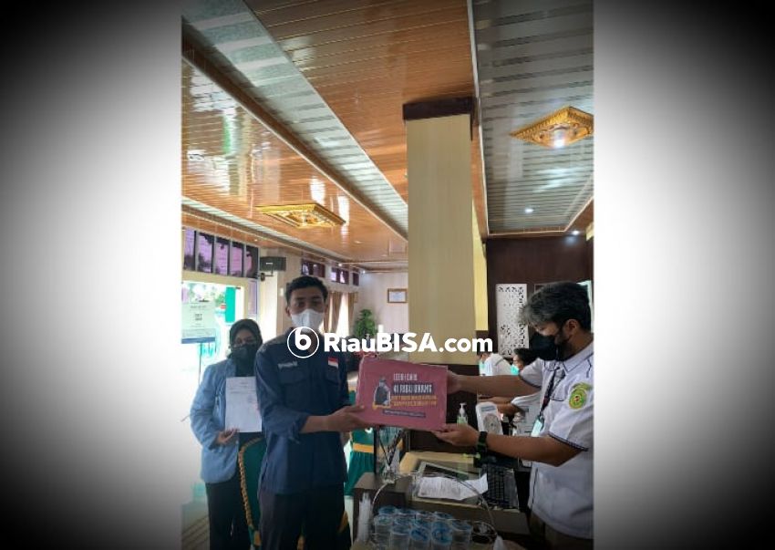 Serahkan Petisi, 41 Ribu Orang Minta Hakim Beri Hukum Maksimal Dekan FISIP Nonaktif Syafri Harto