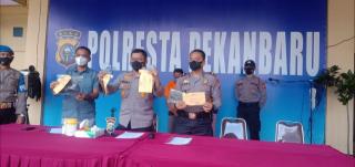Residivis Kampar Pasangan Suami Istri Curi Motor Buat Beli Sabu-sabu