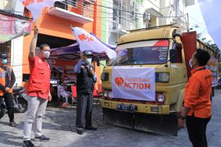 Bantu Korban Gempa Pasaman Barat, Wakil Walikota Pekanbaru Lepas Truk Kebaikan 