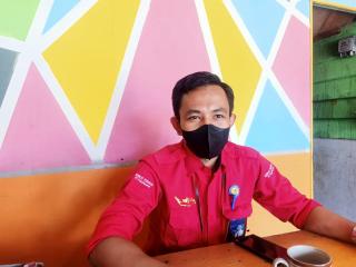 Jelang Puasa, Kontraktor PLN Kebut Pemasangan Tiang Listrik Pasir Pengaraian-Sei Kuning Rohul