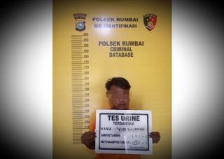Melawan Saat Diamankan, Pelaku Penggelapan Motor di Pekanbaru Nyaris Tikam Polisi