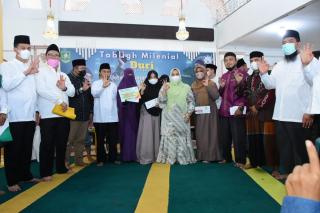 Bupati Kasmarni Hadiri Tabligh Akbar Milenial Duri bersama Ustadz Hannan Attaki