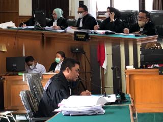 Terdakwa Korupsi BLUD RSUD Rokan Hulu Akui Kesalahan di Depan Hakim