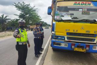 Dua Hari Razia, Tim Gabungan Jaring 117 Truk ODOL di Kampar