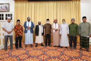 Gubernur Riau Terima Silaturahmi Rektor Universitas Al-Quran Al-Karim Yaman