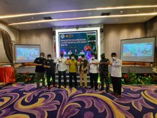 Kadisbun Riau Buka FGD Penguatan Kelembagaan dan Kemitraan Kelapa Sawit Rakyat