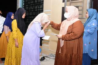 Sambut Ramadan, Bupati Kasmarni Santuni Anak Yatim