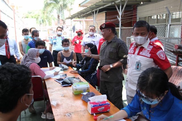 BIN dan Kanwil Kemenkumham Riau Vaksinasi 1.308 Warga Binaan Lapas Kelas II A Pekanbaru