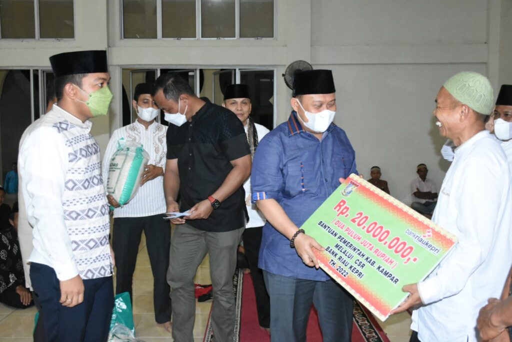 Bupati Kampar Tegaskan Jalan Antar Kecamatan Harus Bagus