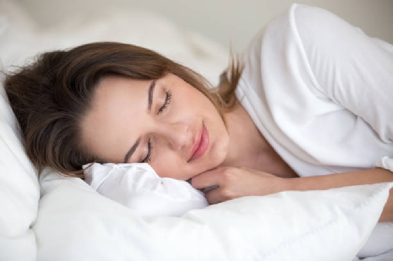 Bahaya! Bisa Menyebabkan Stroke, Ini Lima Risiko Tidur Setelah Makan Sahur Bagi Kesehatan