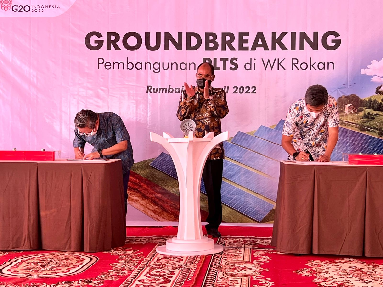 PHR dan PNRE Groundbreaking Pembangunan PLTS Berkapasitas 25 MW di Rumbai, Duri dan Dumai Camp