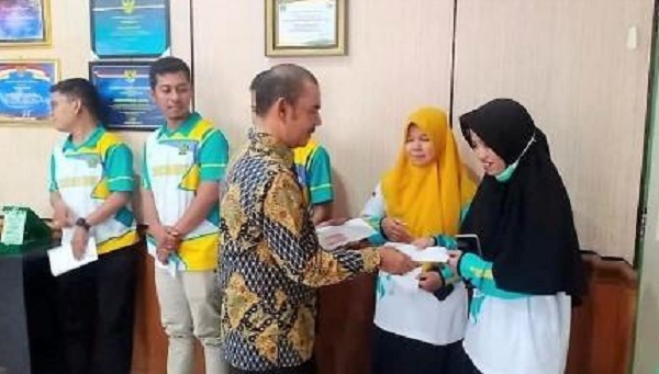 BSI Salurkan THR untuk Tenaga Honorer Kemenag Inhu