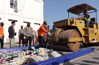 Jelang Ramadan, Polres Meranti Musnahkan Ratusan BB dari KRYD
