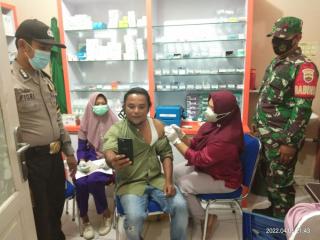 Banyak Warga Ikuti Vaksinasi Usai Tarawih Saat Ramadan