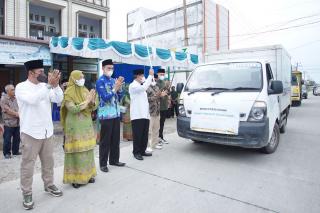 Bupati Lepas Pendistribusian 3.510 Paket Premium Ramadan Berkah Baznas Inhil