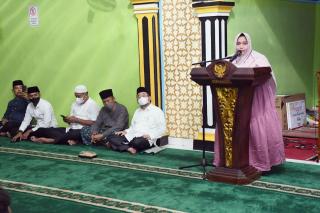 Di Siak Kecil, Bupati Kasmarni Sampaikan Komitmennya Bangun Daerah