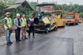 Target H-3 Selesai, Pemprov Riau Kebut Fungsional Ruas Jalan Cerenti-Air Molek