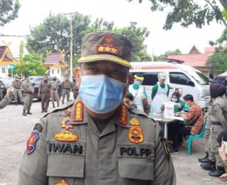 Langgar Aturan, Satpol PP Tertibkan PKL di Kawasan STC