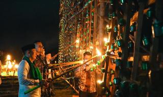 Buka Festival Lampu Colok, Bupati: Tahun Depan Juara I Dapat Rp50 Juta