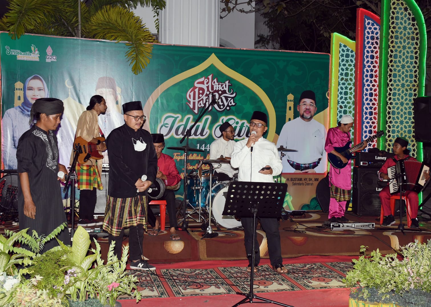 Wabup Bagus Santoso Takbiran di Masjid Agung Istiqomah Bengkalis
