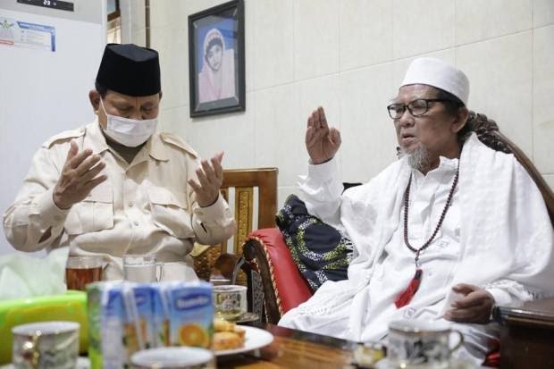 Kunjungi Ulama di Jawa Timur, Prabowo Didoakan Jadi Presiden 2024