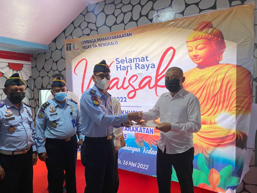 79 Narapidana Buddha  di Riau Dapat Remisi Khusus Waisak