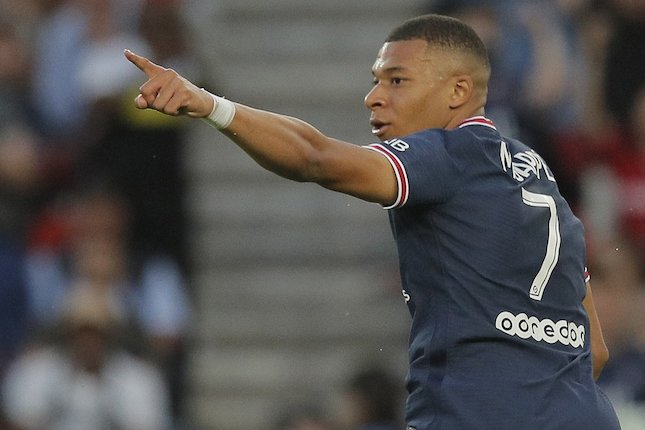 Kylian Mbappe Hattrick, PSG Lumat Metz dengan Skor 5-0