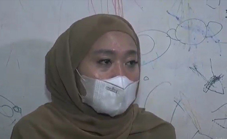 Tambah Pengikut di TikTok, Cewek Cantik Berhijab Nekat Pamer Dada