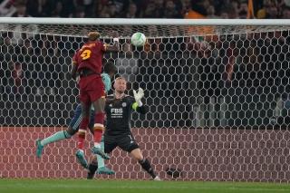 Singkirkan Leicester City, AS Roma ke Final UEFA Europa Conference League