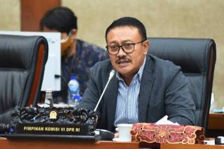 DPR Minta Aturan ke Indonesia Wajib Tes PCR Ditinjau Ulang
