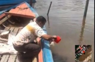 Dinas Lingkungan Hidup tak Umumkan Sampel Air Sungai Siak yang Tercemar