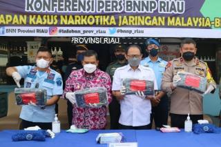 Petugas Gabungan Gagalkan Penyelundupan 8 Kg Sabu di Bengkalis