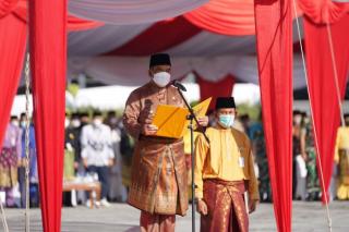 Wagubri Pimpin Upacara Peringatan Hardiknas 2022 Tingkat Provinsi Riau