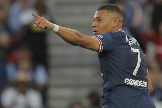 Kylian Mbappe Hattrick, PSG Lumat Metz dengan Skor 5-0