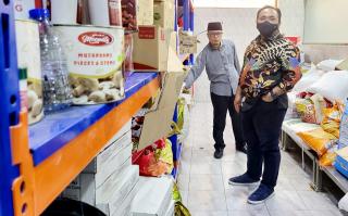 Menag Yaqut Tinjau Dapur Katering untuk Jamaah Haji Indonesia di Madinah
