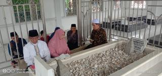 Bupati Wardan Ziarah ke Makam Tuan Guru Reteh Syeik Abdurrahman Yaqub