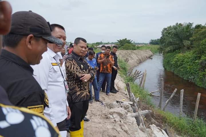 Pj Wali Kota Pekanbaru akan Tagih Data Titik Banjir dan Sampah ke Camat