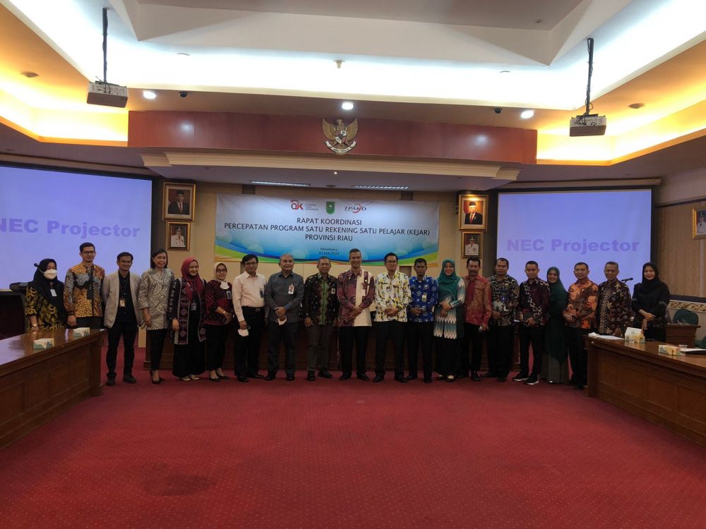 Pemprov dan OJK Targetkan Seluruh Siswa di Riau Punya Tabungan